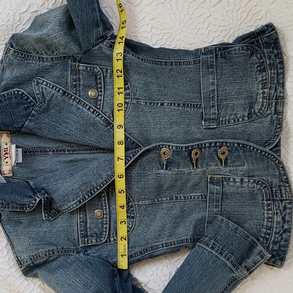 YMI Junior Denim blazer Medium wash. Size Medium - Picture 12 of 16